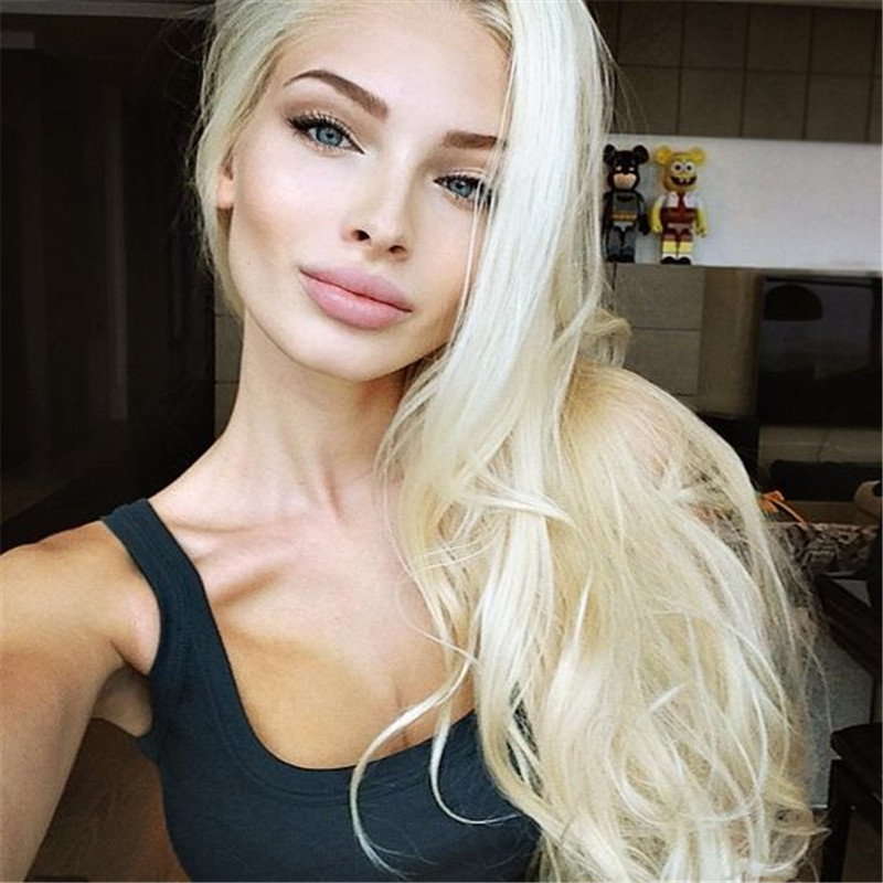 Худая длинноволосая блондинка из России 