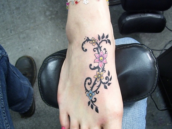 Feet-Tattoo-Designs-32
