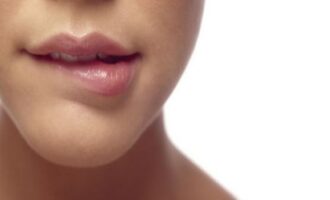 Рецепт приготовления домашнего бальзама для губ
